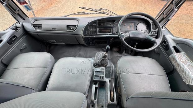 2019 Isuzu FSR - thumbnail 17