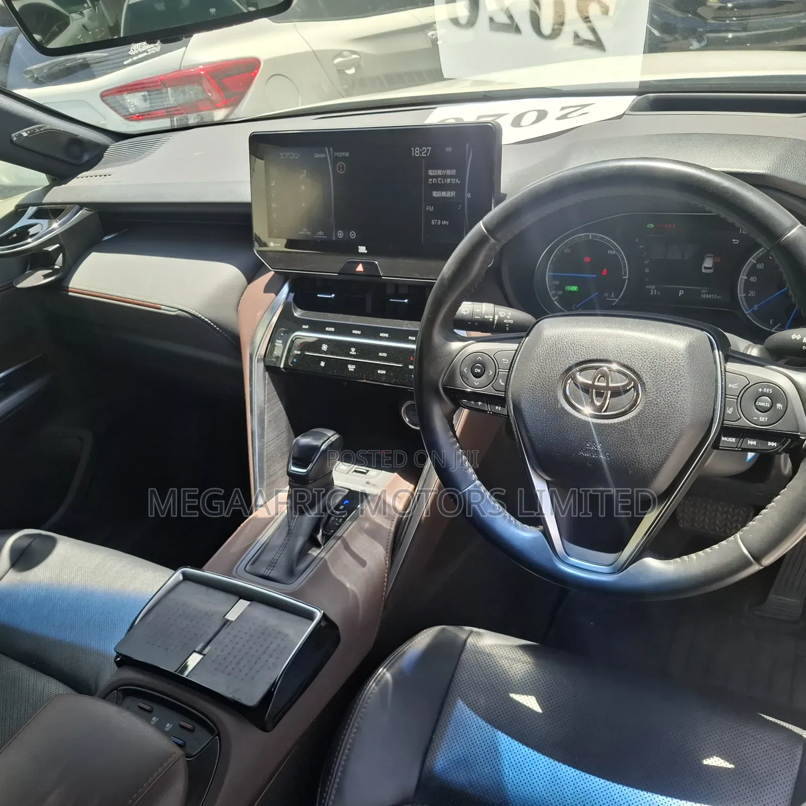 Toyota Harrier 2.5 Hybrid 2020 White