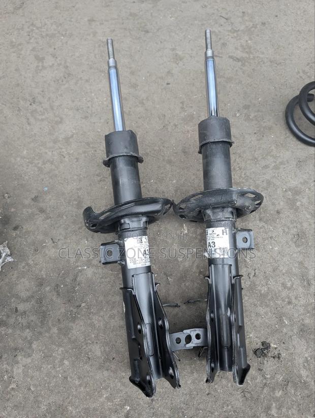 Honda Fit Shuttle Front Shock Absorbers. - thumbnail 3