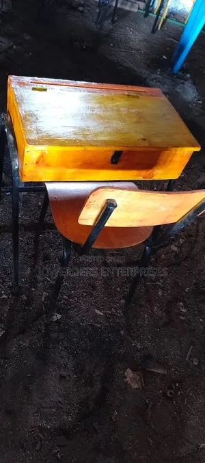 Lockers and Chairs/College Chairs/Desk and Junior Primary Lockers