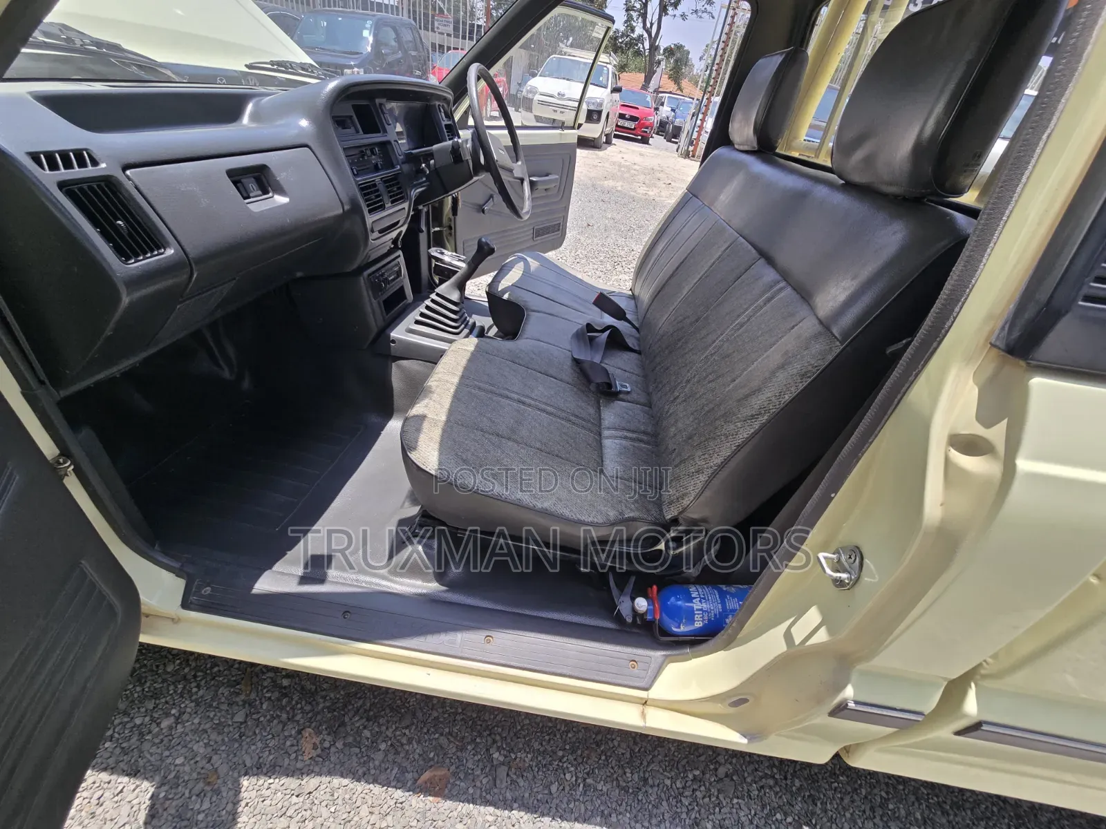 Mazda B-series 1998 Beige