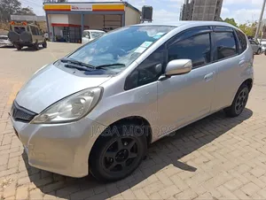 Honda Fit 2011 Silver