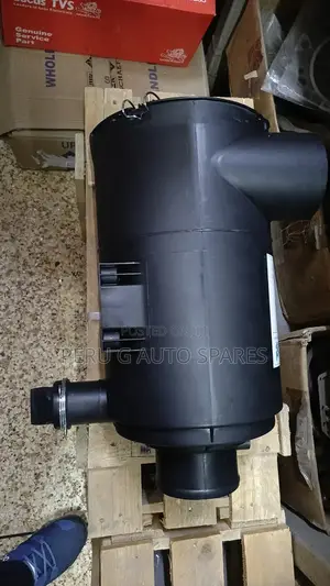 Mitsubishi Fi Air Cleaner Housing