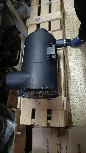 Mitsubishi Fi Air Cleaner Housing