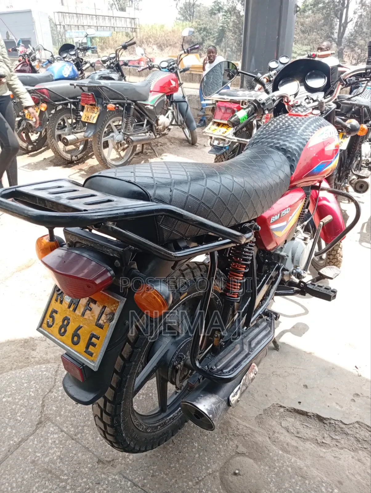 Bajaj Boxer 2021 Red