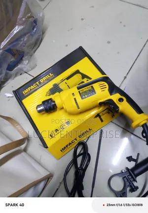 DeWalt Electric Drill 1050watts