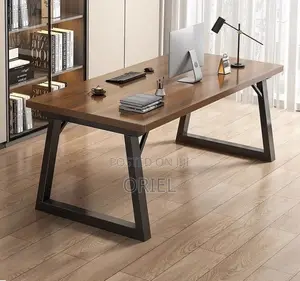 Modern Office Computer Desk : Minimalist Computer Table