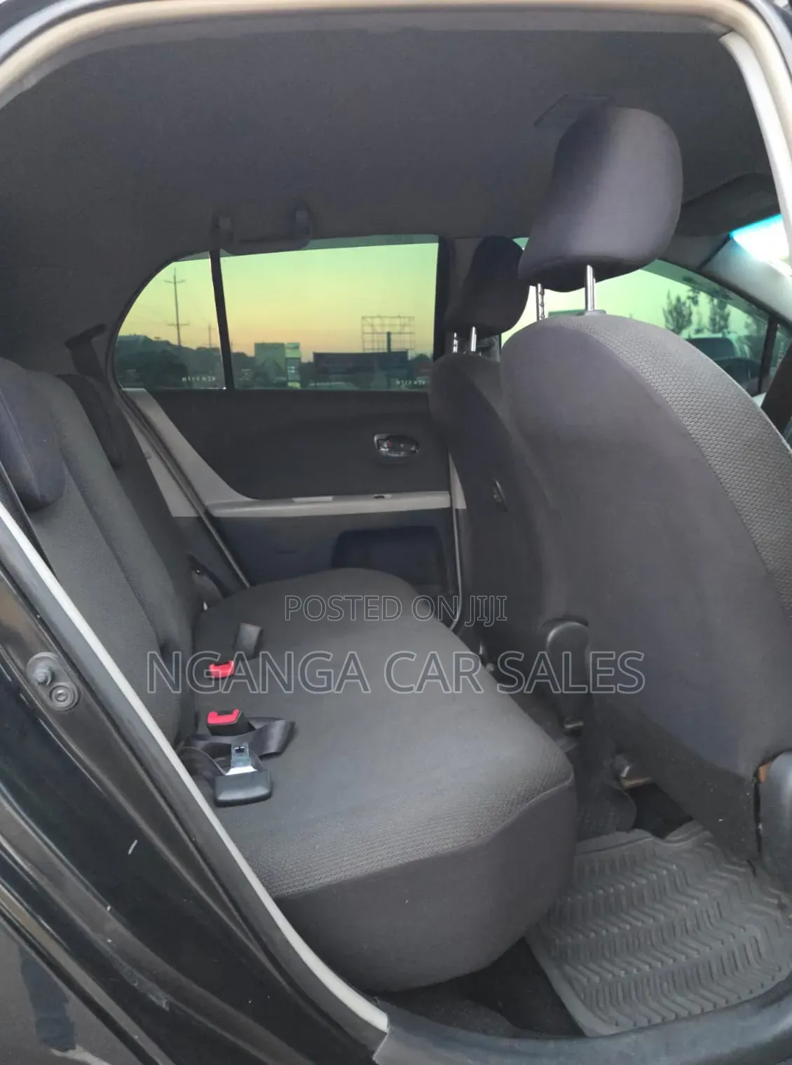 Toyota Vitz 2010 Black