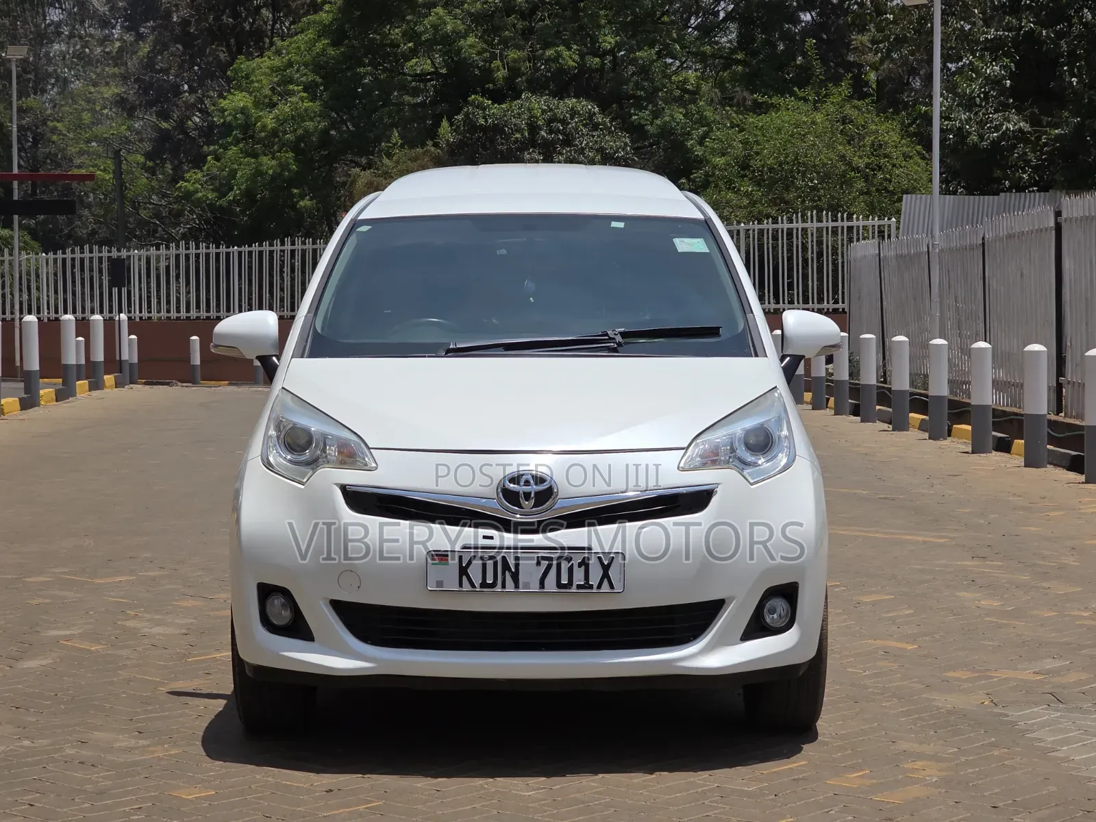 Toyota Ractis 2016 White