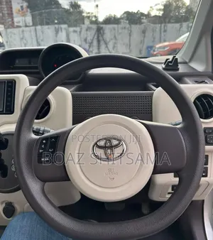 Toyota Porte 2019 Silver