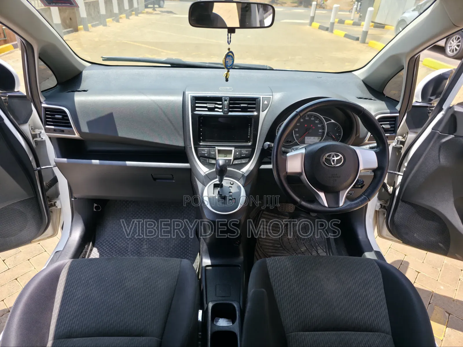 Toyota Ractis 2016 White