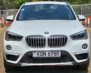 BMW X1 xDrive28i AWD 2016 Off white
