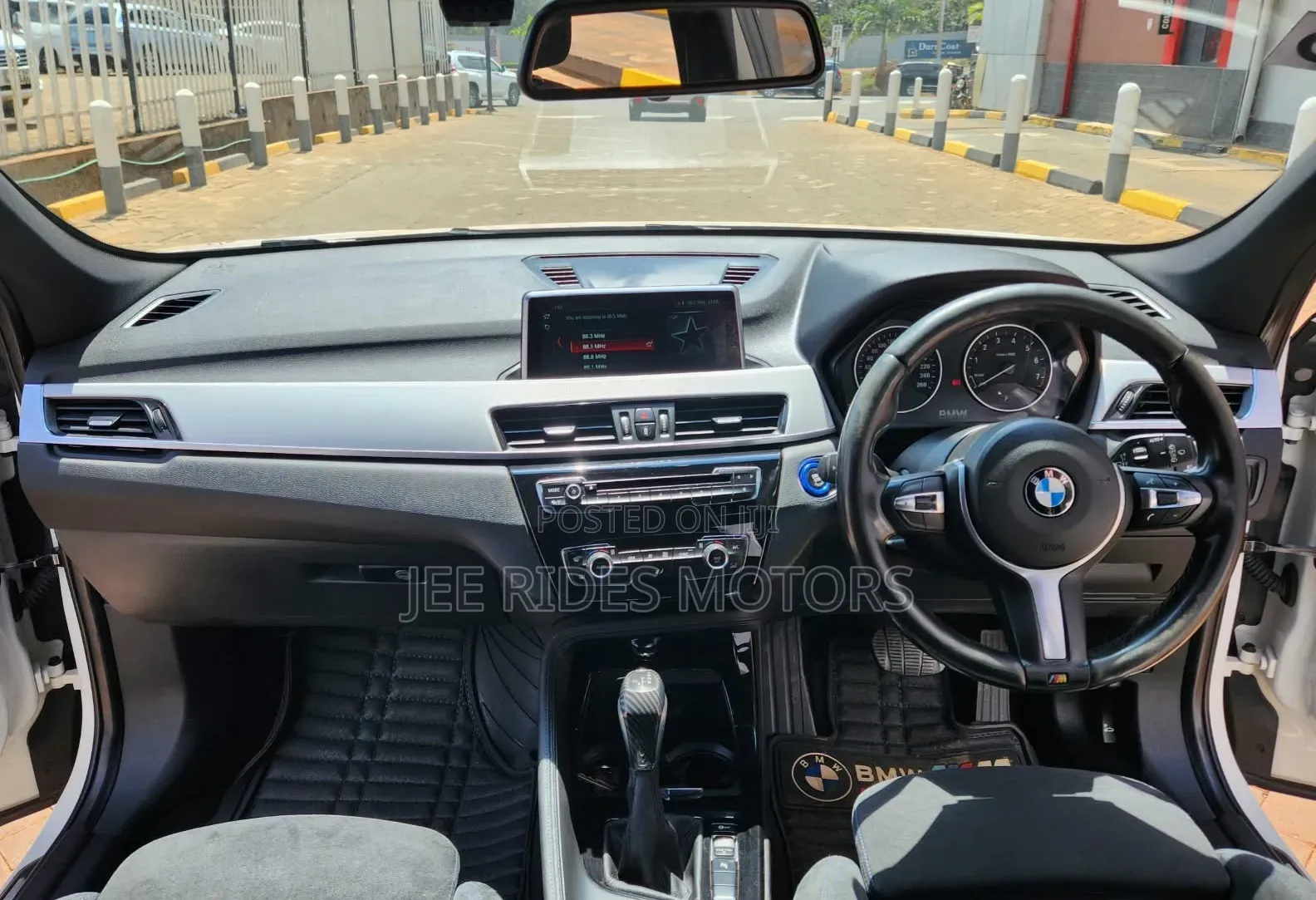 BMW X1 xDrive28i AWD 2016 Off white