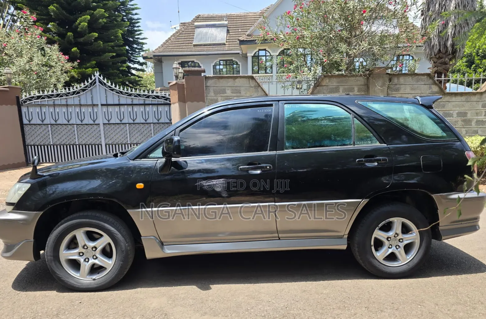 Toyota Harrier 2002 Black
