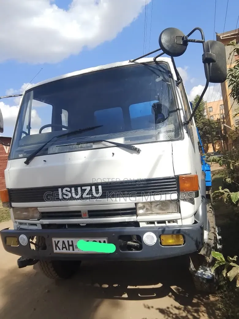 Isuzu Forward