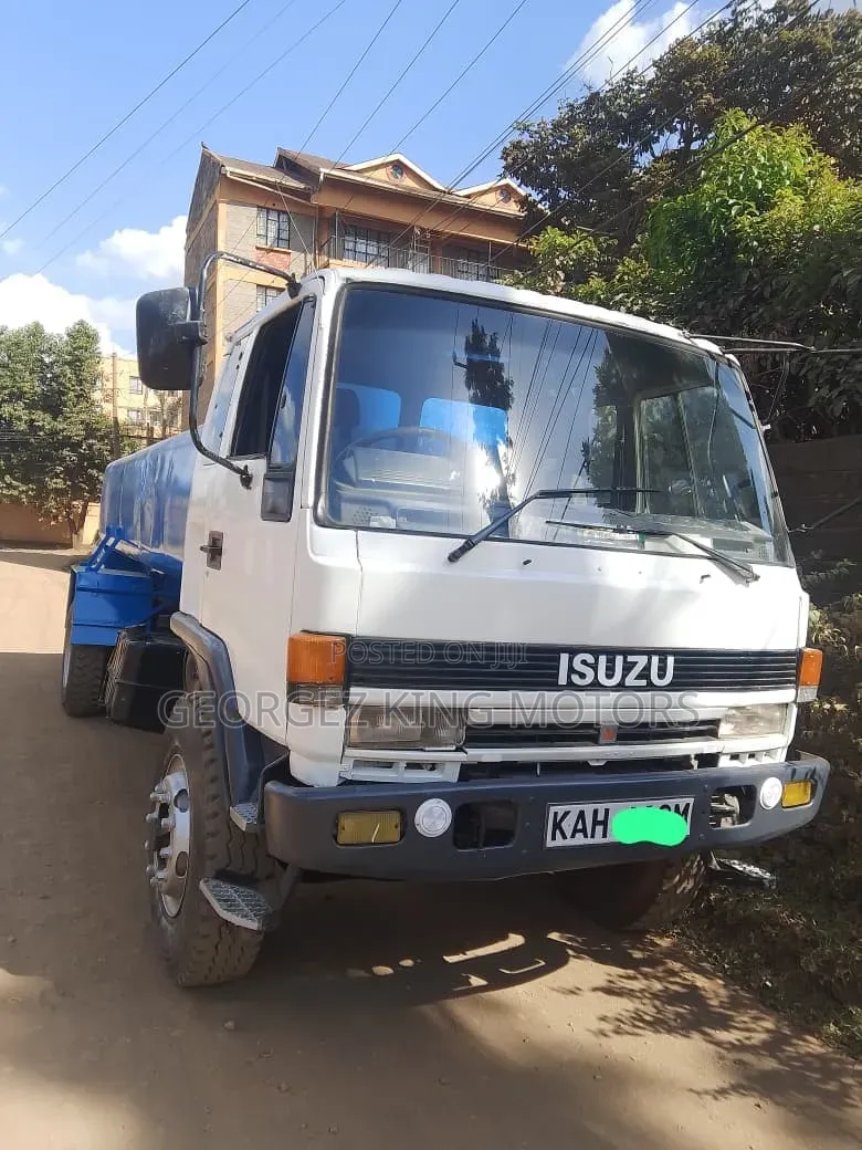 Isuzu Forward