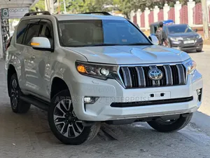 Toyota Land Cruiser Prado 2020 Pearl
