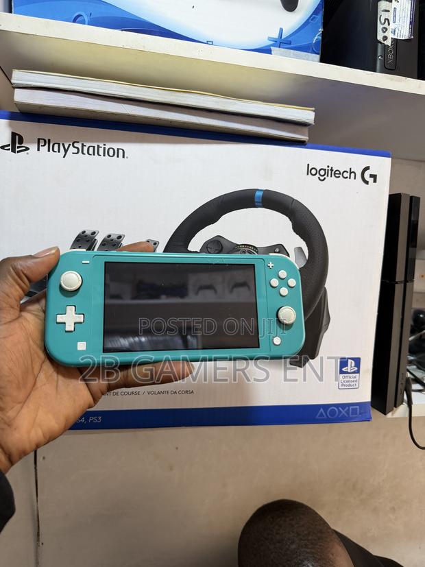 Nitendo Switch Lite - thumbnail 2