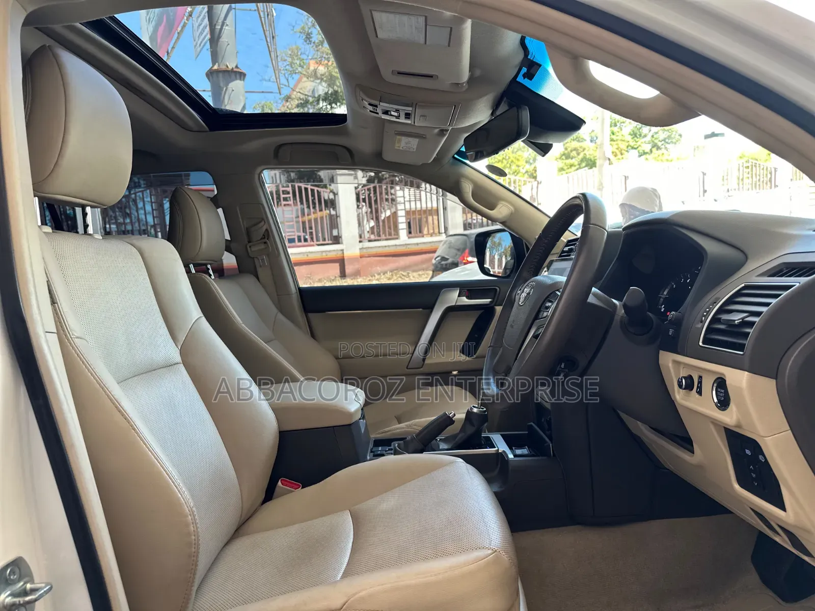 Toyota Land Cruiser Prado 2020 Pearl
