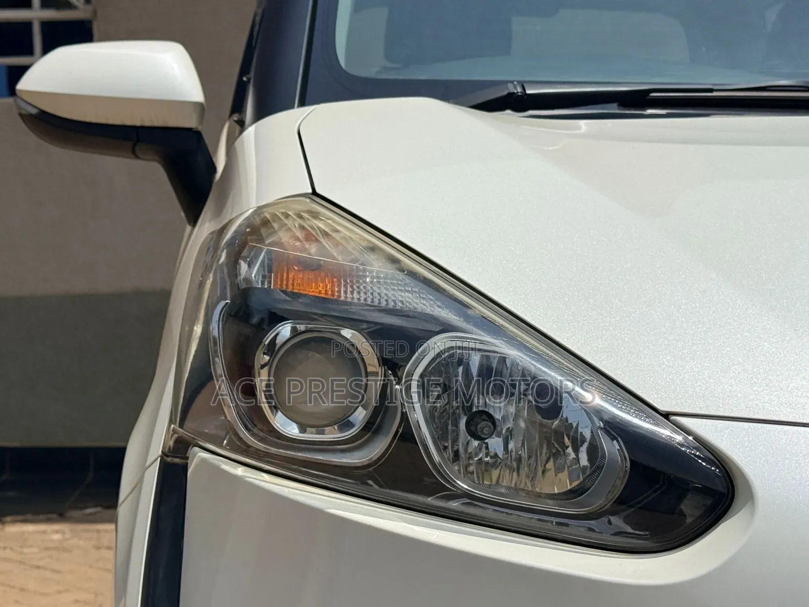 Toyota Sienta 2018 White