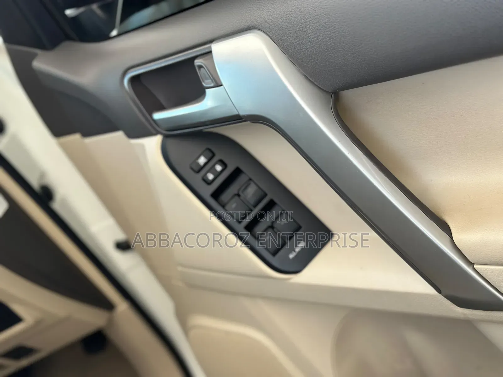 Toyota Land Cruiser Prado 2020 Pearl
