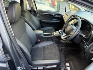Honda Fit Shuttle 2022 Gray