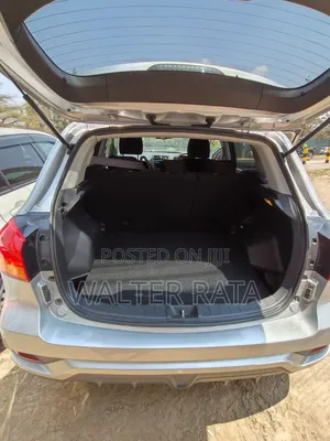 Mitsubishi RVR 2019 Silver