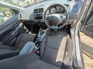 Mitsubishi RVR 2019 Silver
