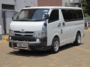 Toyota HiAce 2013 White