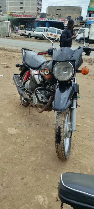 TVS HLX Plus ES 2021 Black