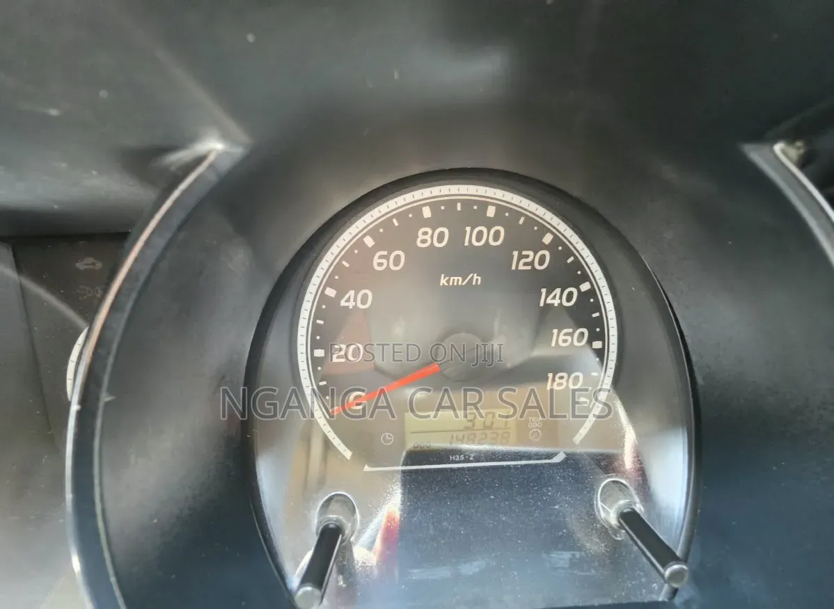 Toyota HiAce 2008 Silver