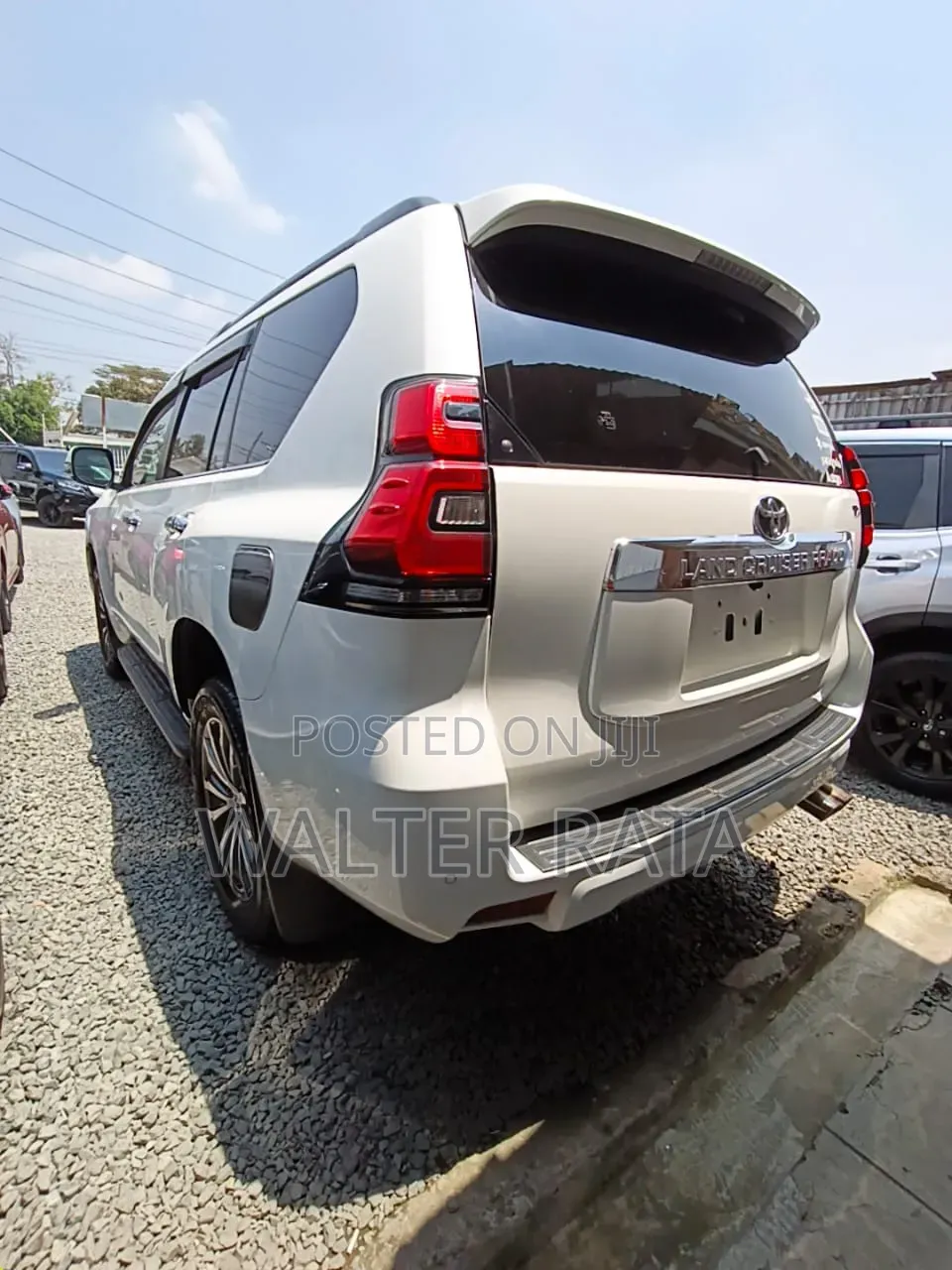 Toyota Land Cruiser Prado 2019 White