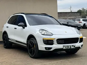 Porsche Cayenne 2015 White