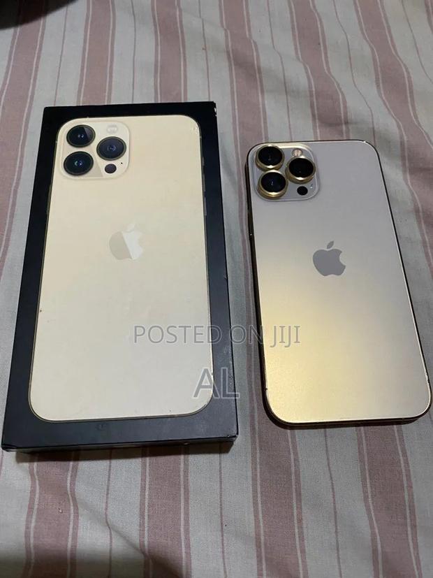 Apple iPhone 13 Pro Max 256 GB Gold - thumbnail 2