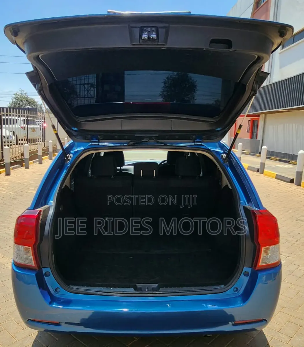 Toyota Corolla Fielder 2014 Blue