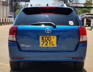 Toyota Corolla Fielder 2014 Blue