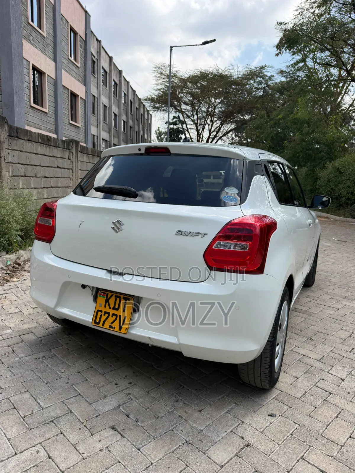 Suzuki Swift 2019 White