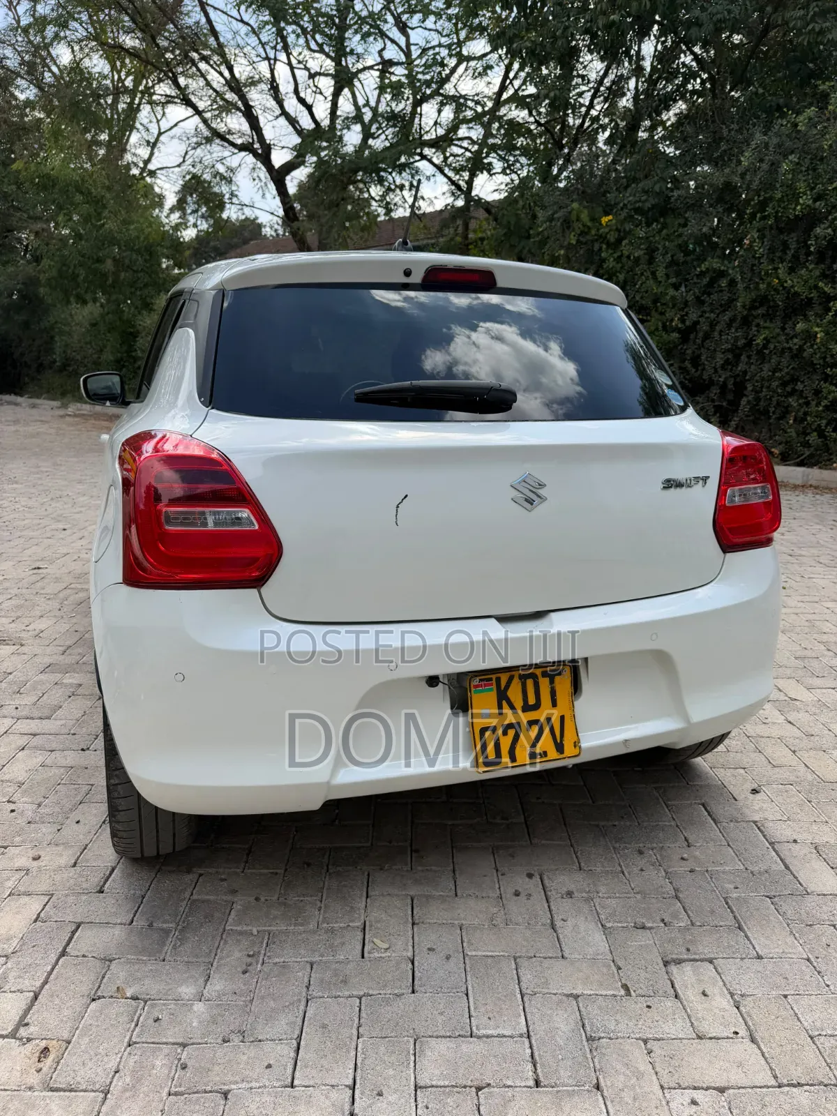 Suzuki Swift 2019 White
