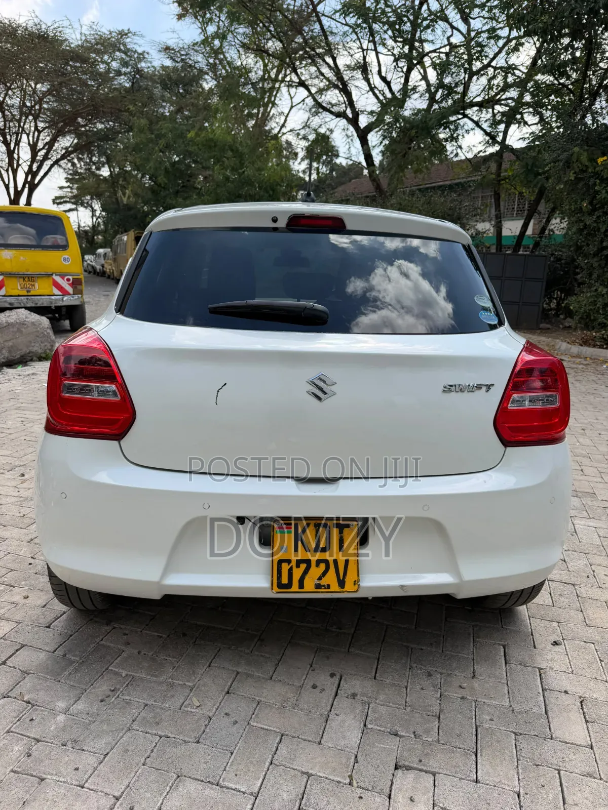 Suzuki Swift 2019 White