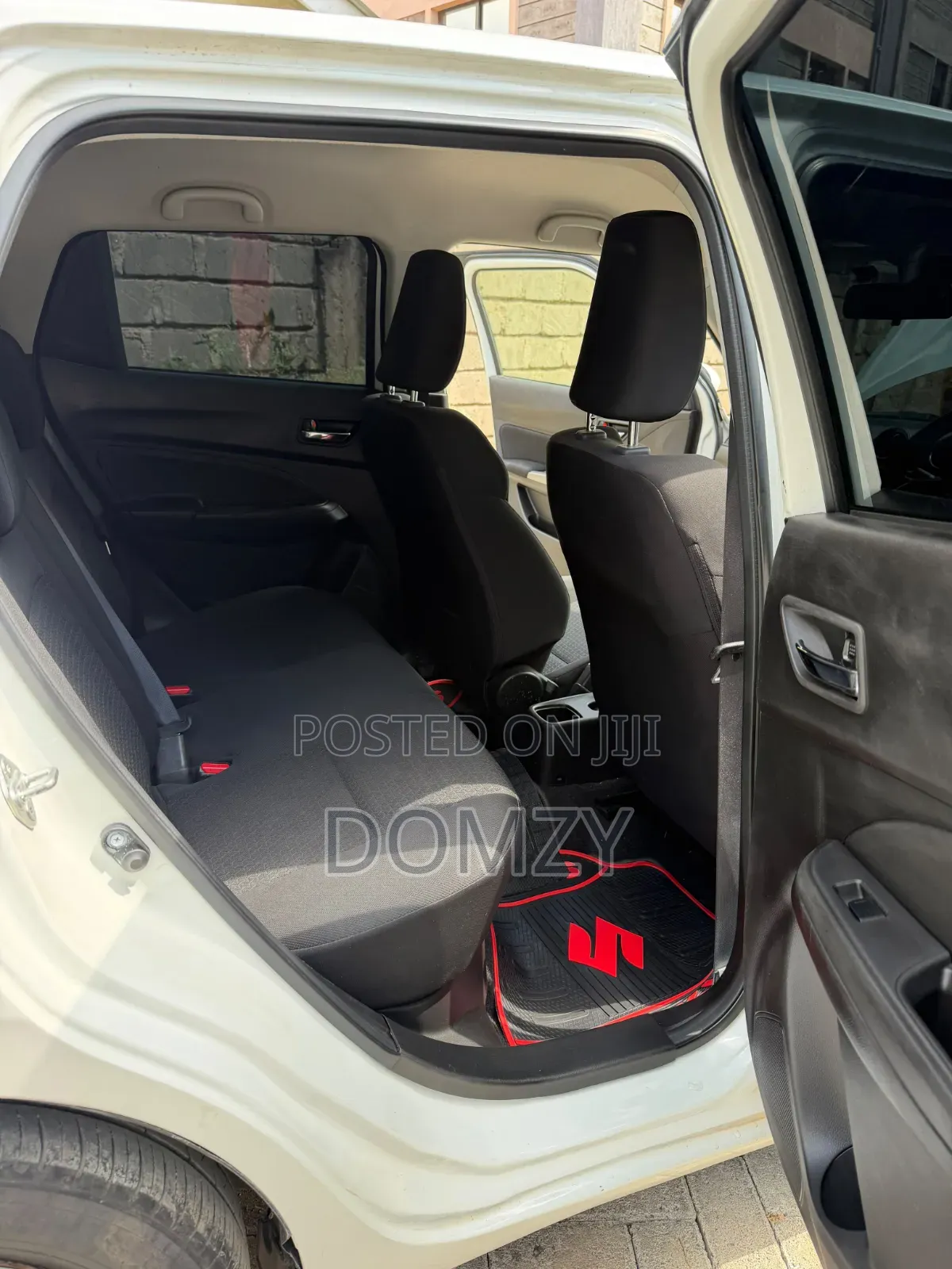 Suzuki Swift 2019 White