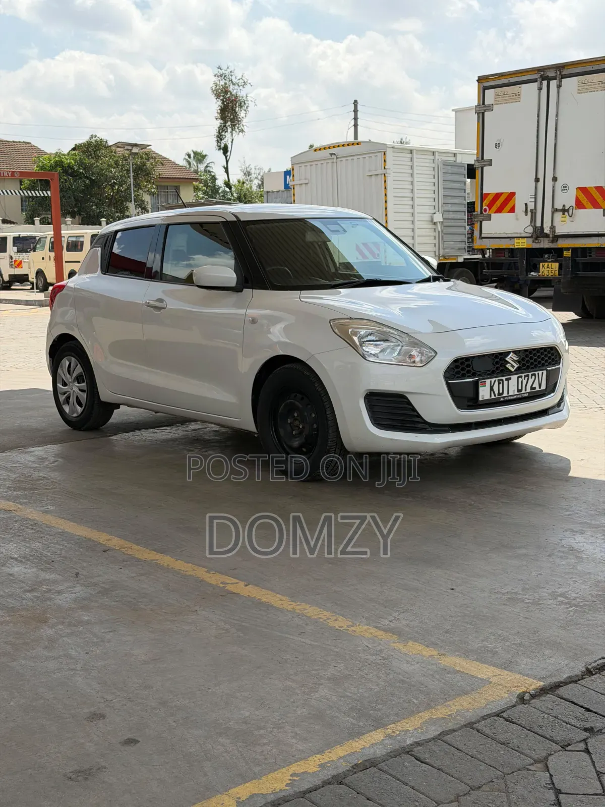Suzuki Swift 2019 White