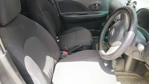 Nissan March 2012