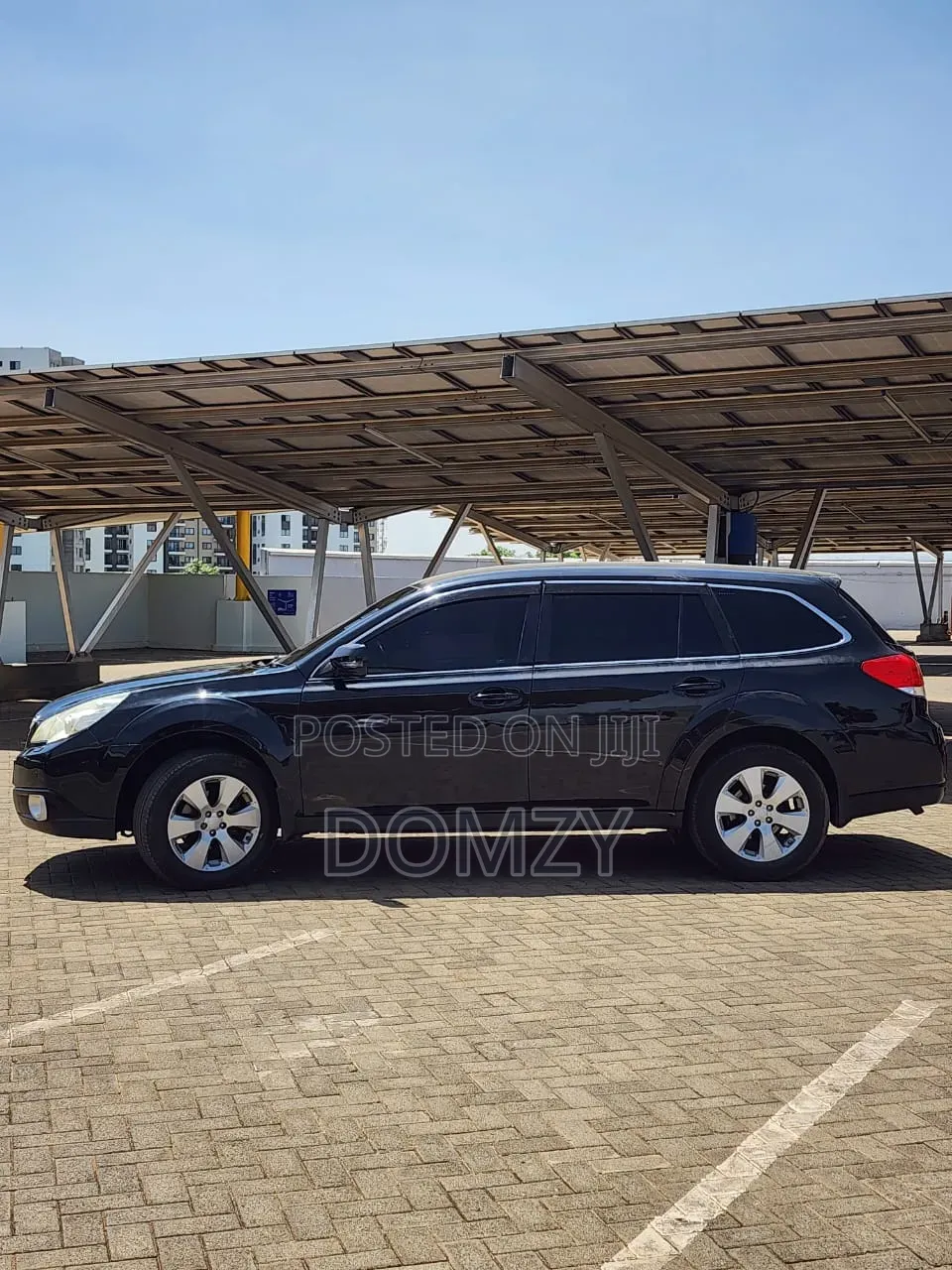 Subaru Outback 2011 Black