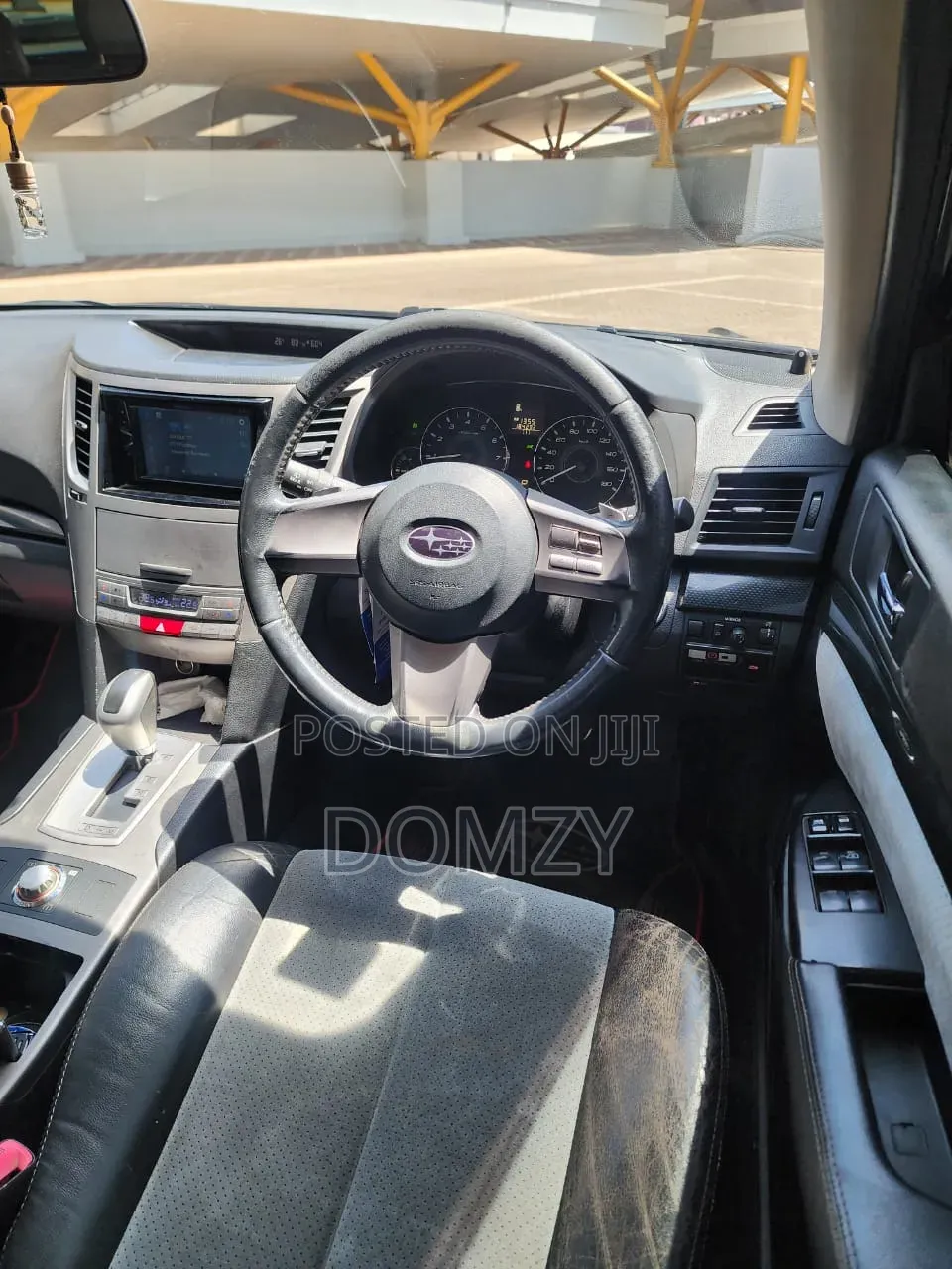 Subaru Outback 2011 Black