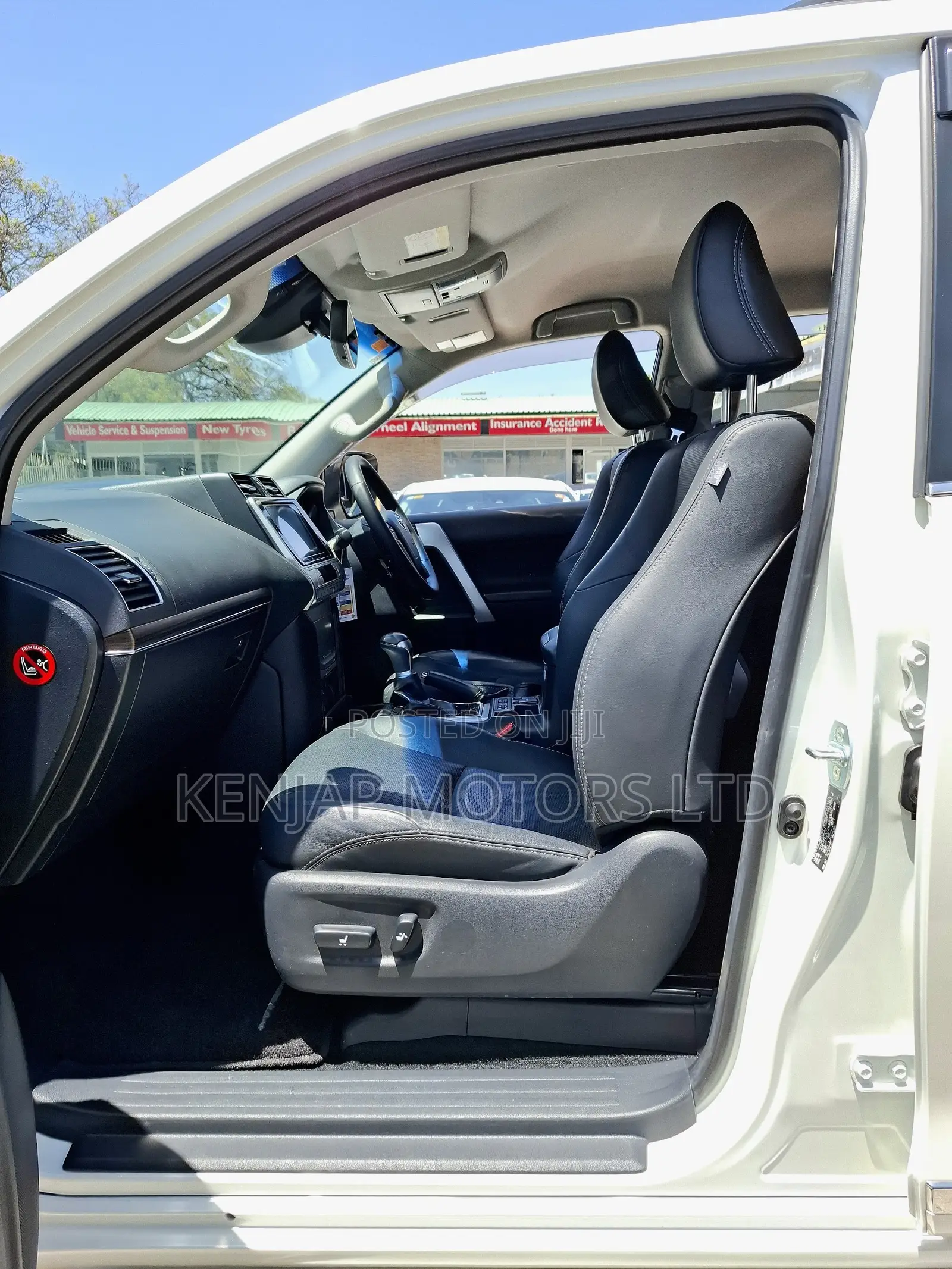 Toyota Land Cruiser Prado 2.8 2019 White