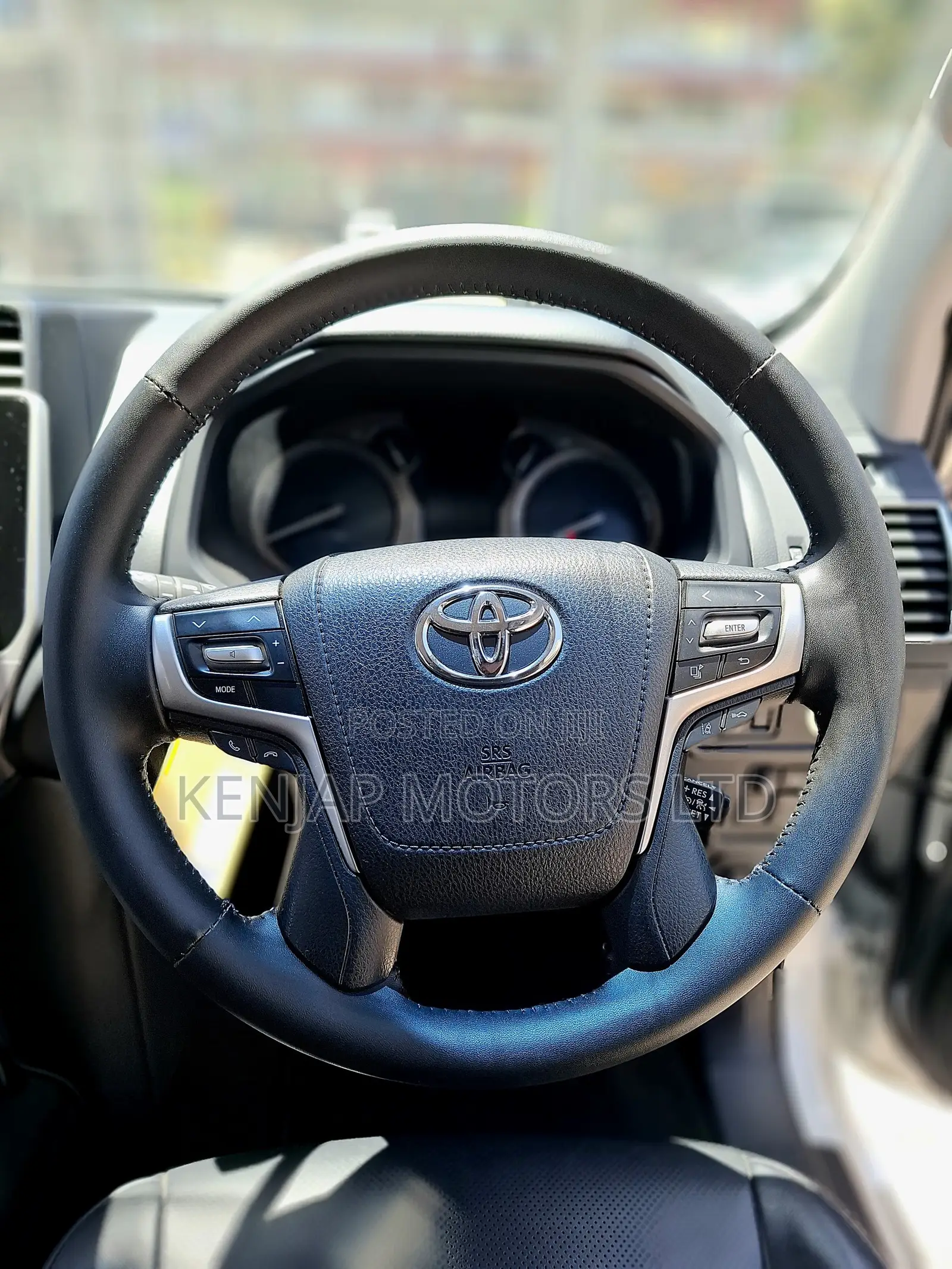 Toyota Land Cruiser Prado 2.8 2019 White