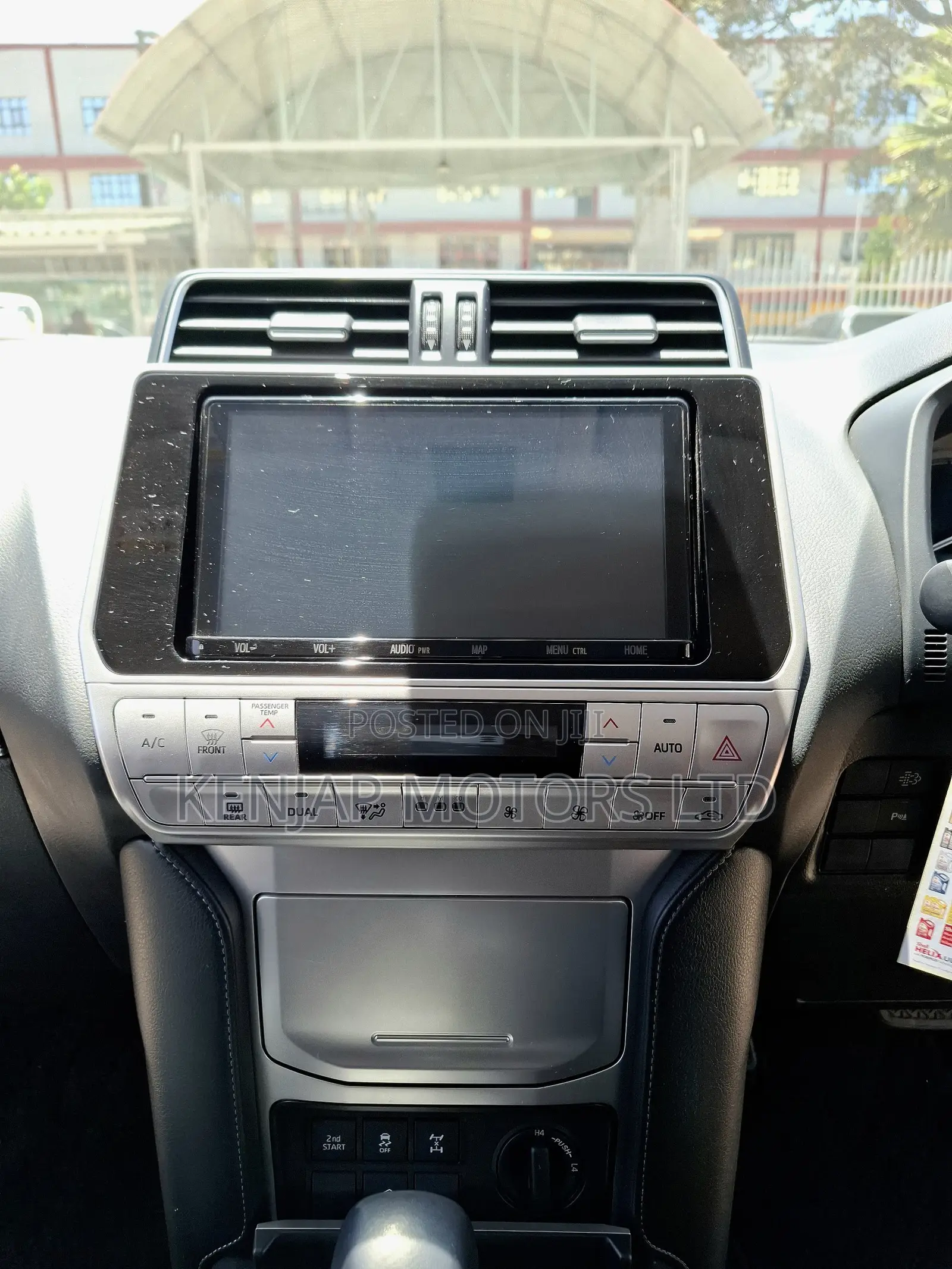 Toyota Land Cruiser Prado 2.8 2019 White