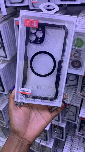 Xundd ( Magnetic Shockproof Phone Case Designed for the iPhone 16.