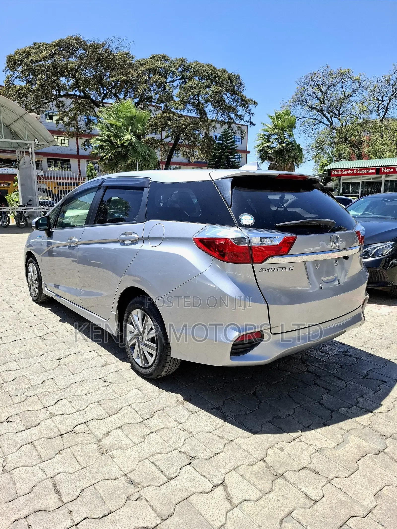 Honda Fit Shuttle 2019 Silver