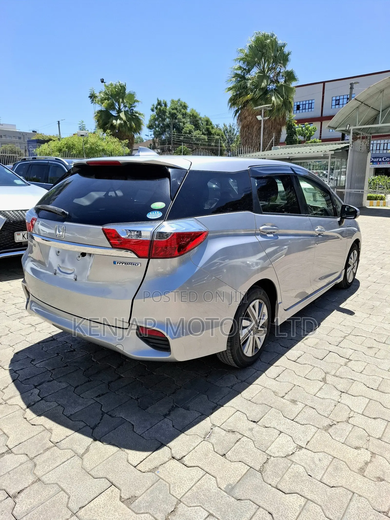 Honda Fit Shuttle 2019 Silver